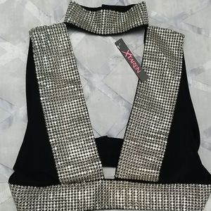 Black top with rhinestones details size L new